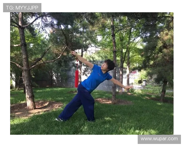 钟老师武术课堂：大树从体弱少年到功夫达人的蜕变